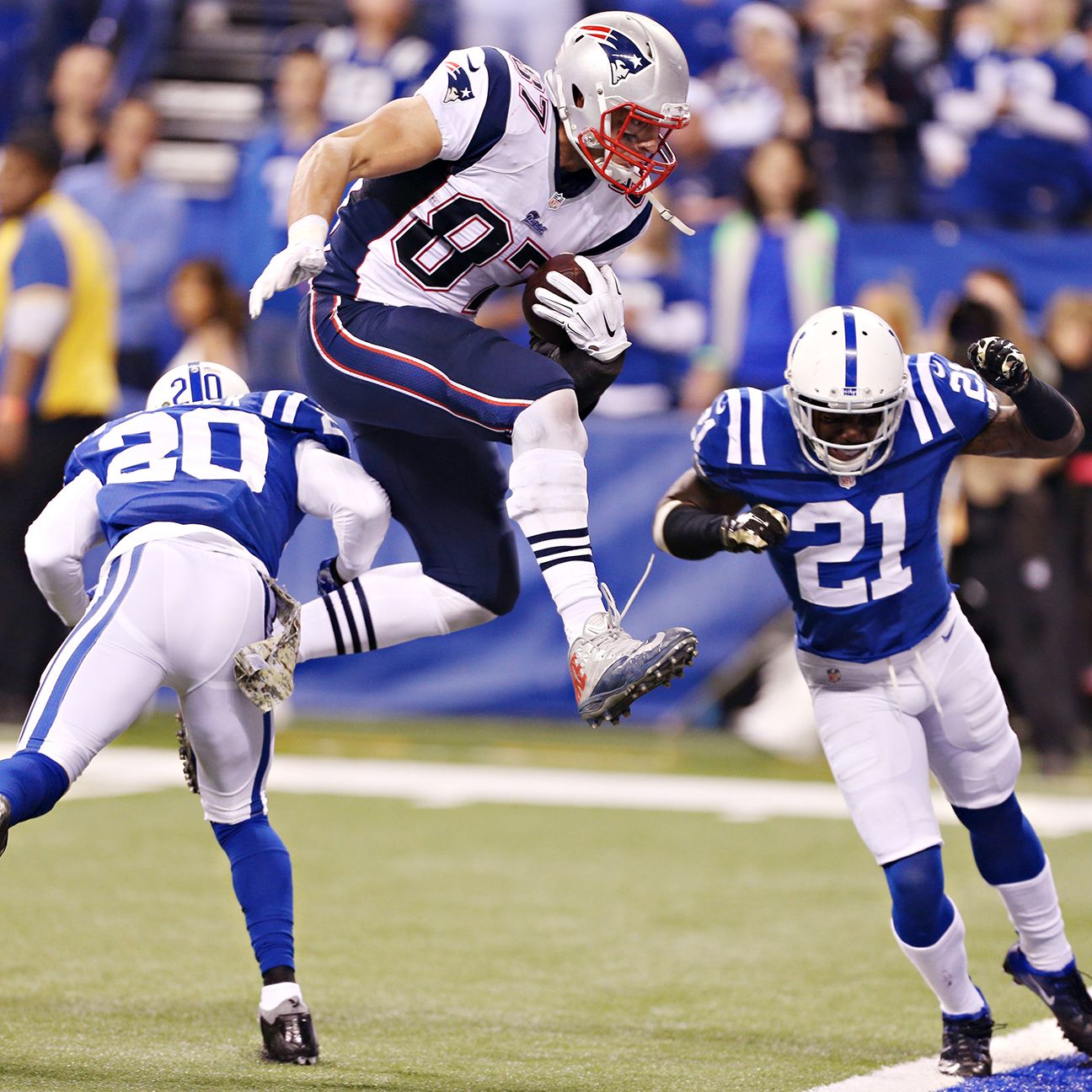 Jaguars' Sergio Brown often reminded of Rob Gronkowski block
