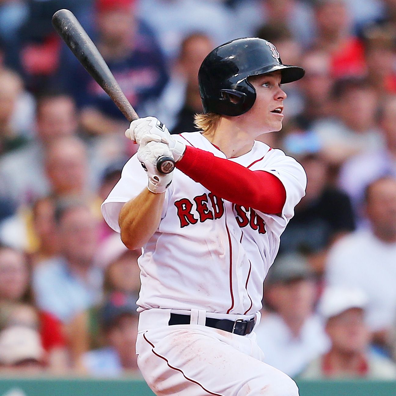Brock Holt's cycle, feat as rare as nohitter, makes Fenway history