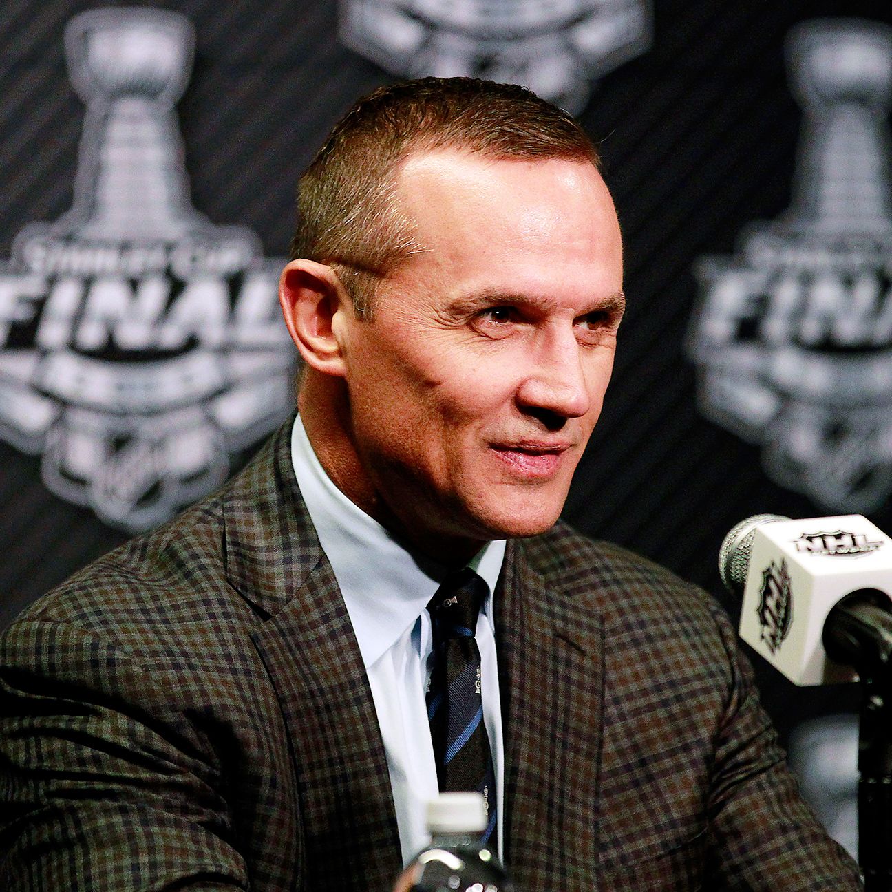 Tampa Bay Lightning general manager Steve Yzerman defends captain
