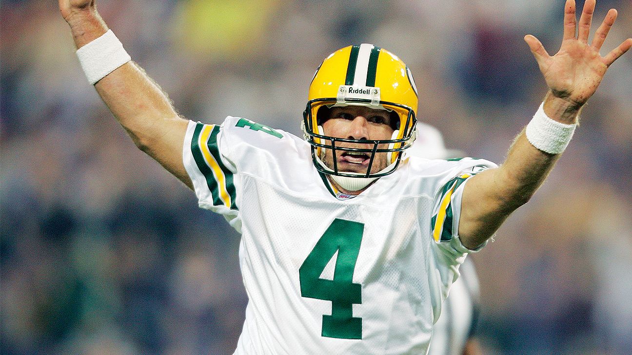 Starr trying to attend Favre ceremony