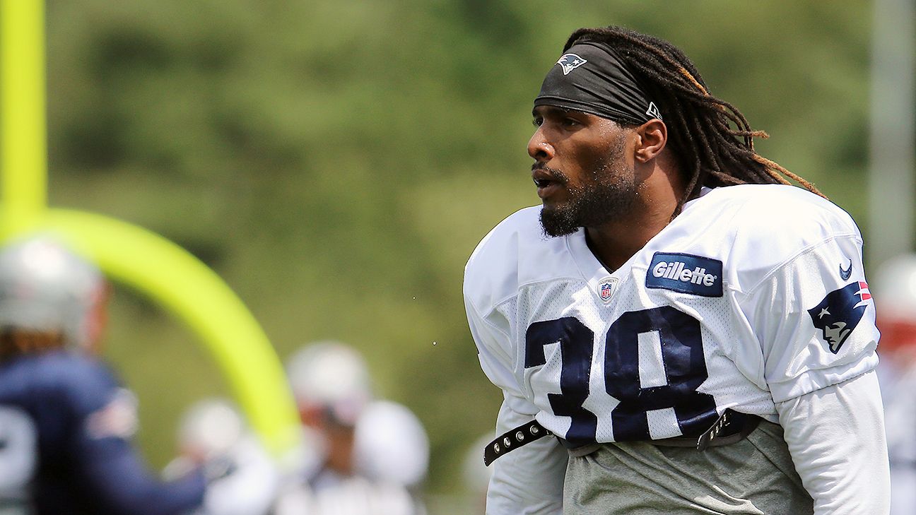 James White, Brandon Bolden next men up in 'passing back' role
