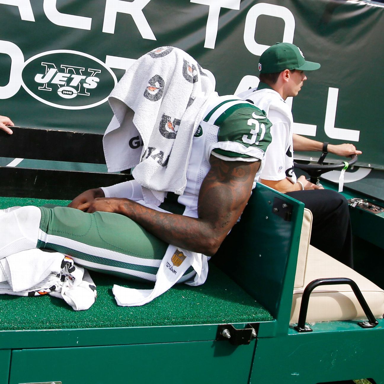 Jets CB Cromartie diagnosed with knee sprain