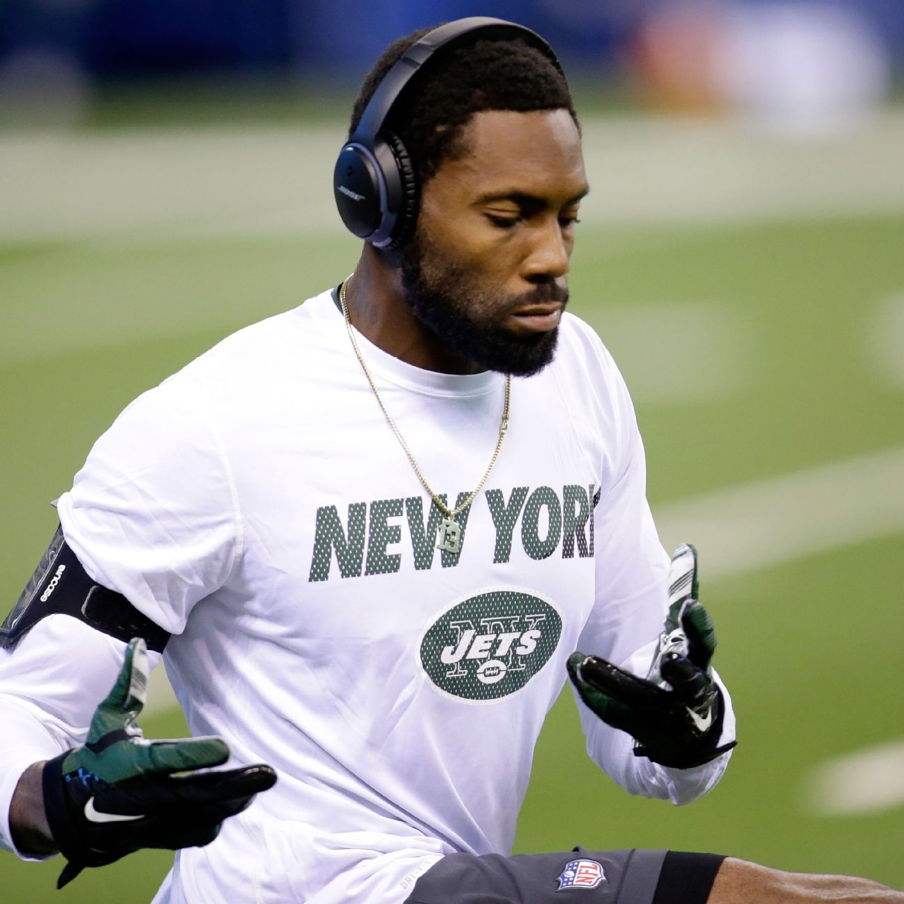 Twitter trash talk targets Jets' Cromartie, Smith