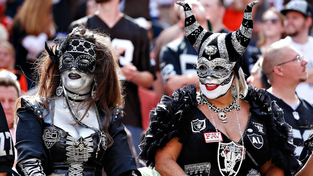 Raiders visit Vegas; NFL says city not off-limits