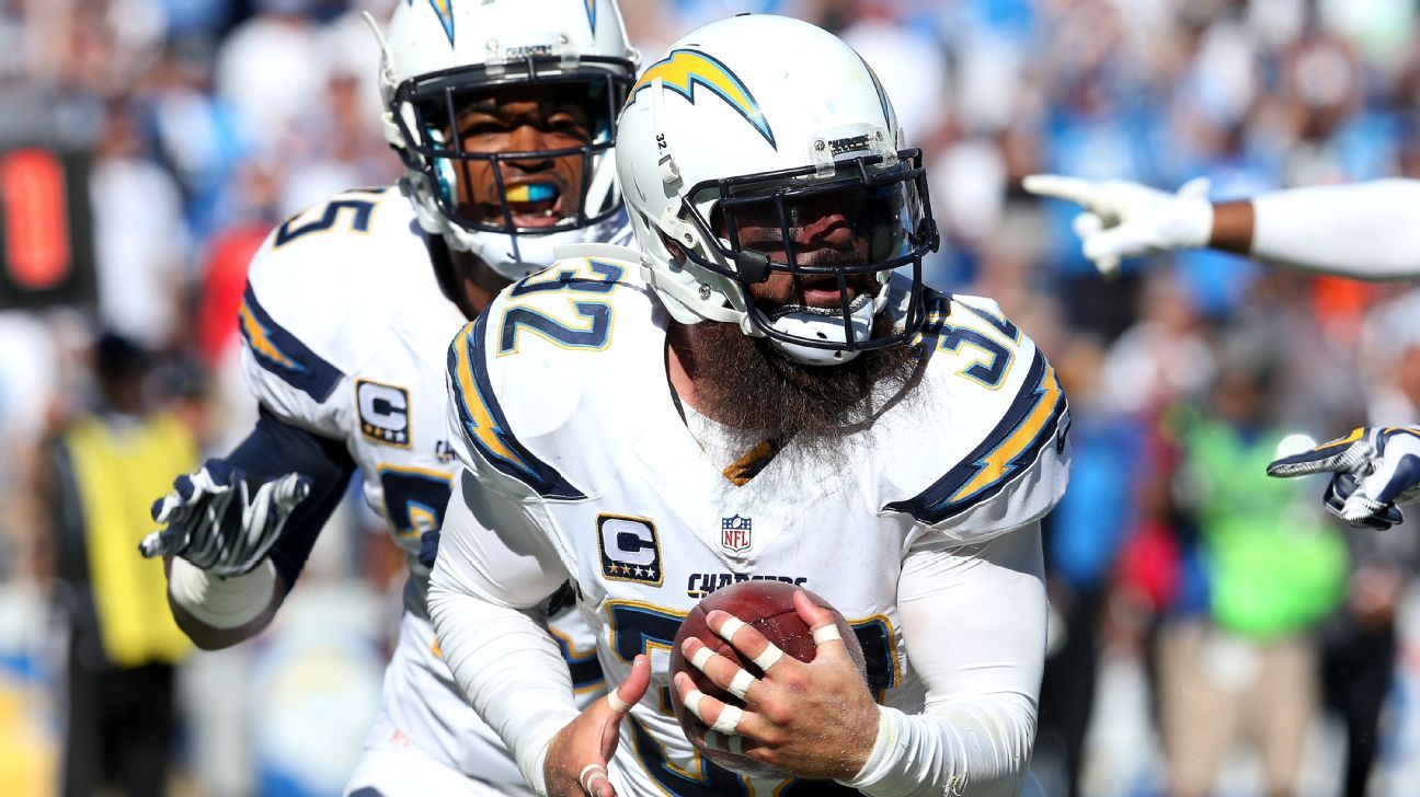 All-Pro safety Weddle agrees to join Ravens