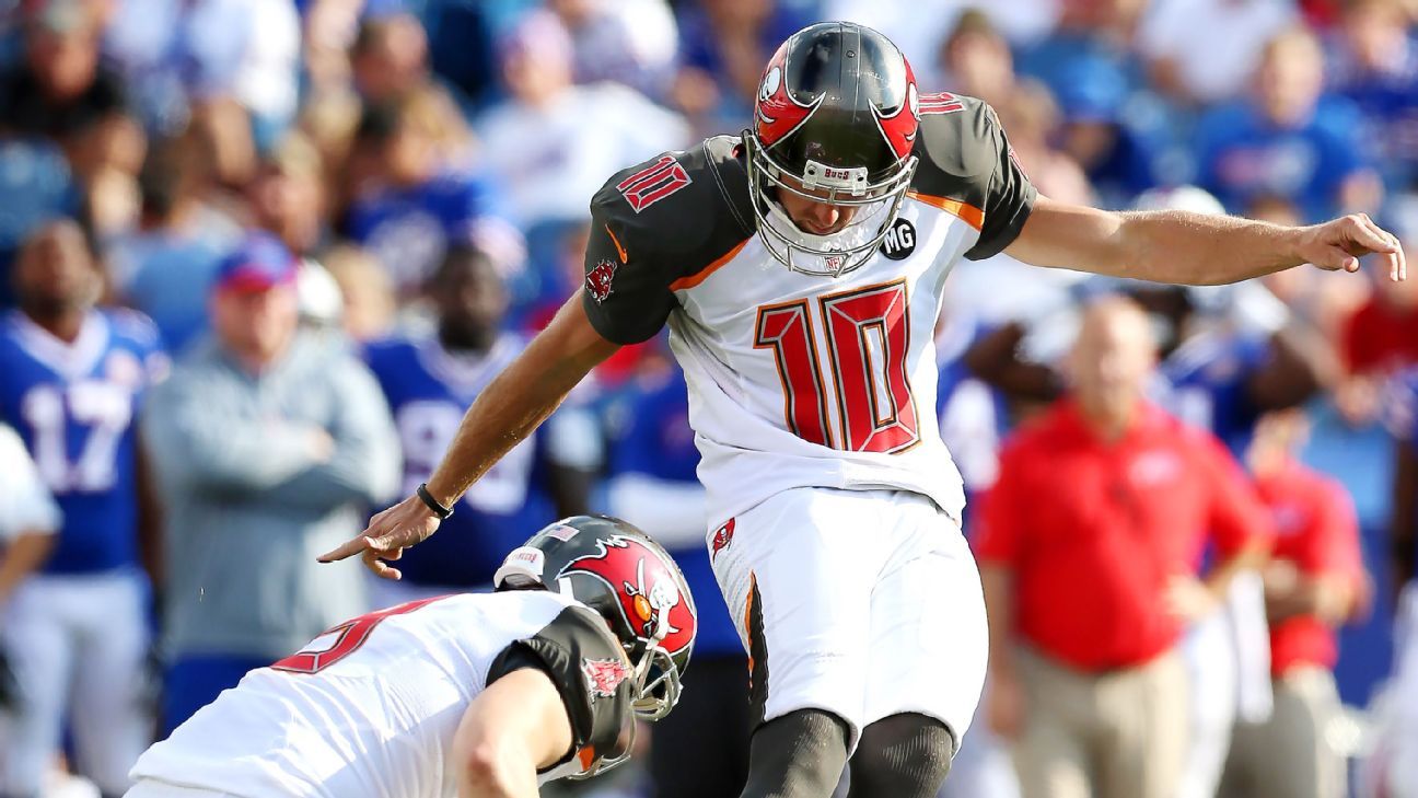 Bucs cut K Barth after trading up to pick Aguayo
