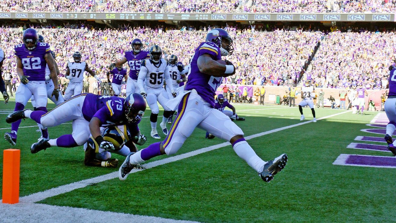 Adrian Peterson bests Todd Gurley as Vikings top Rams
