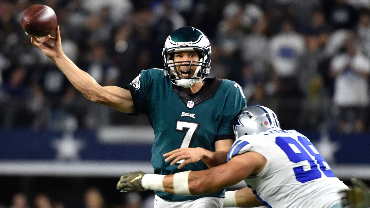 Sam Bradford, Eagles give each other stability