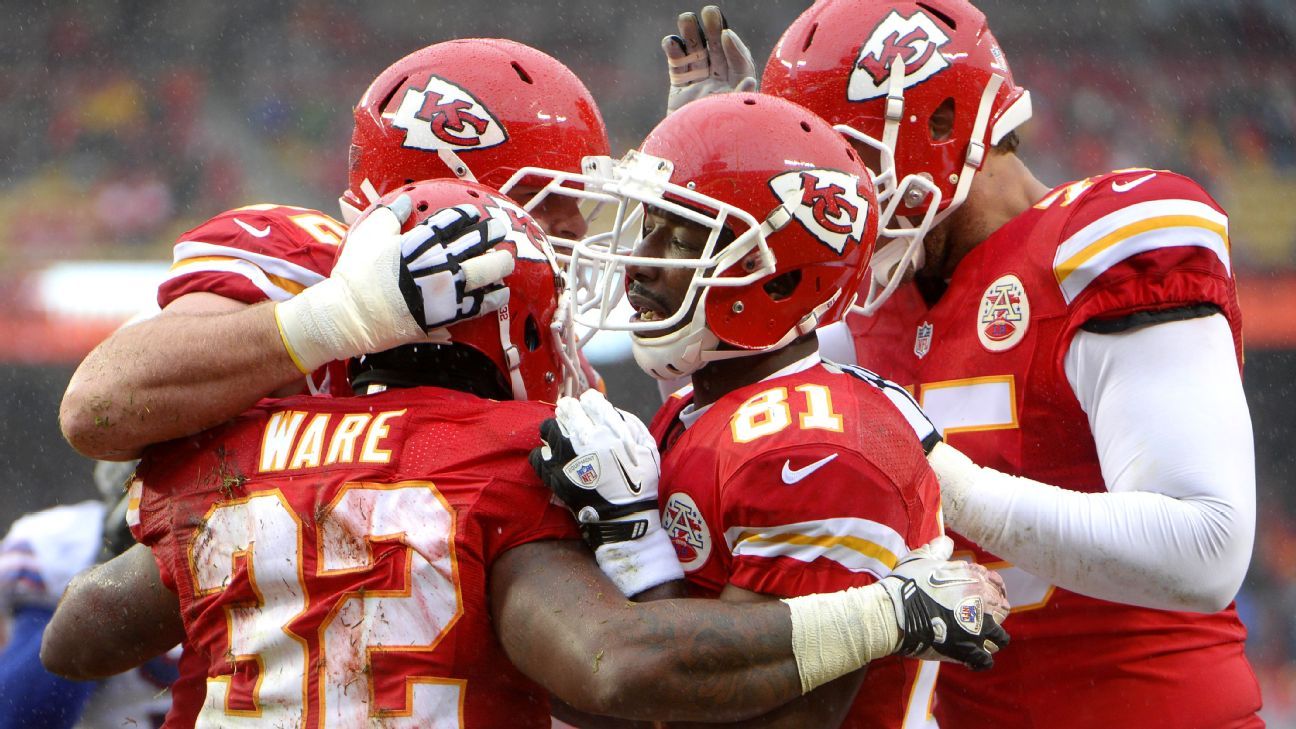 Chiefs flip the script as Alex Smith, offense carry them to victory