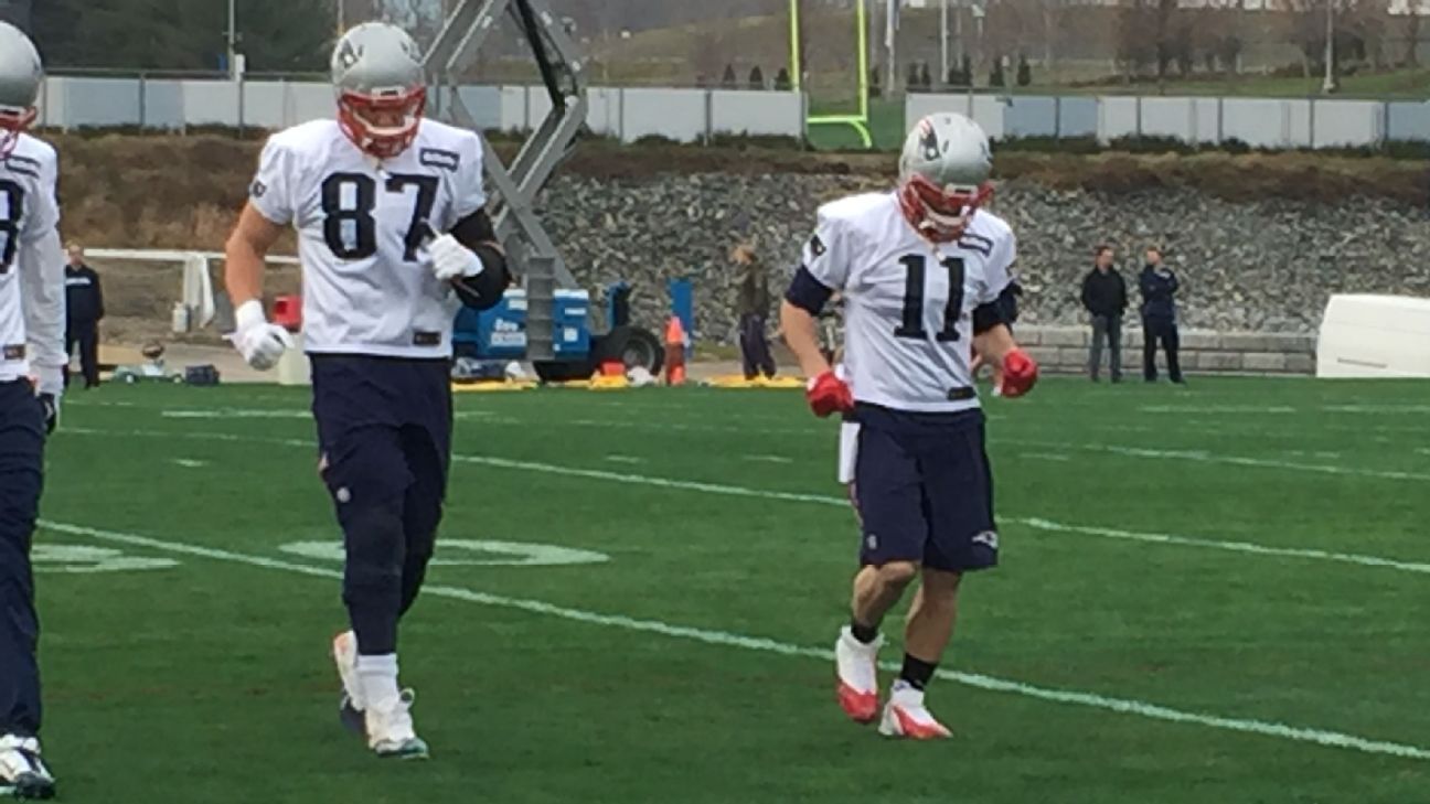 Edelman practices, keeps '15 return hopes alive
