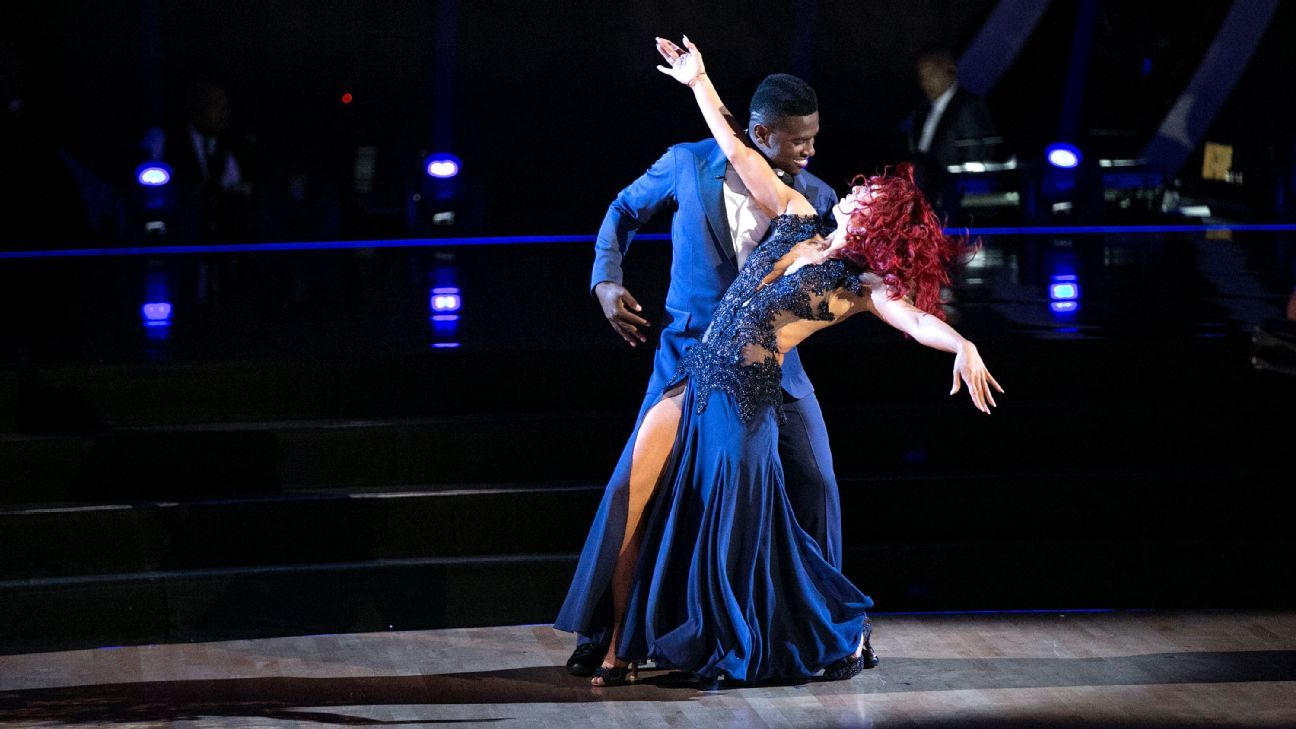 Antonio Brown learned new WR moves from 'Dancing with the Stars'