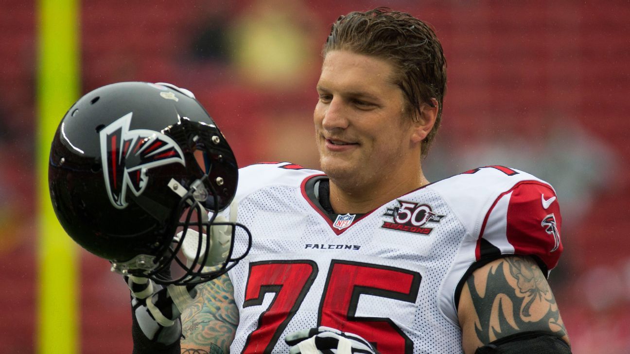 Long still free agent after declining to sign waiver