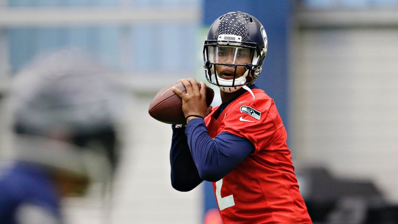 QB Boykin charged from Alamo Bowl arrest