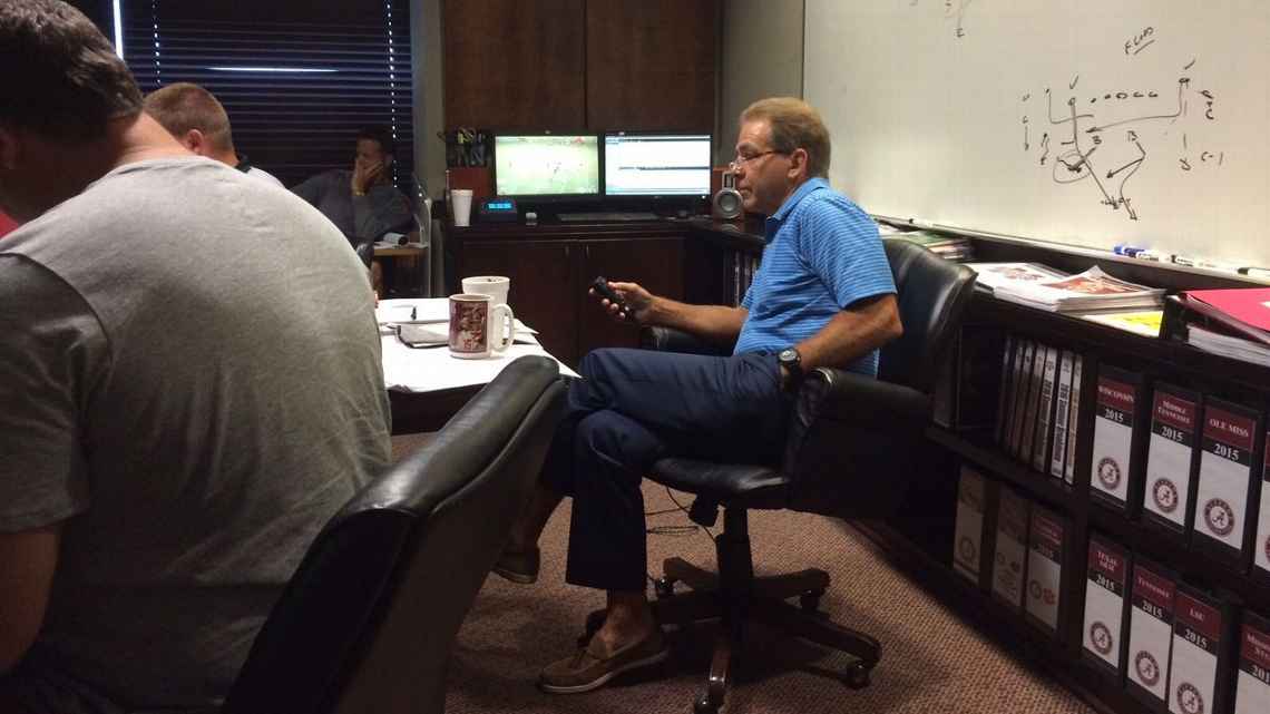 The Alabama coaches start each morning by going over the previous day's practice, with Nick Saban, unsurprisingly, at the controls. Chris Low - ESPN.