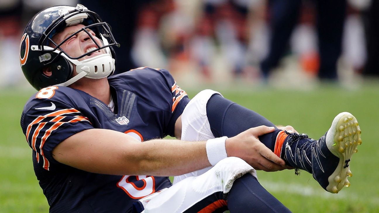Bears QB Shaw suffers 'very serious' leg injury