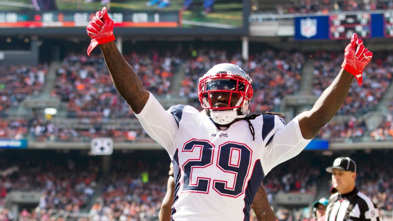 Patriots achieve two goals with Blount's deal with Eagles