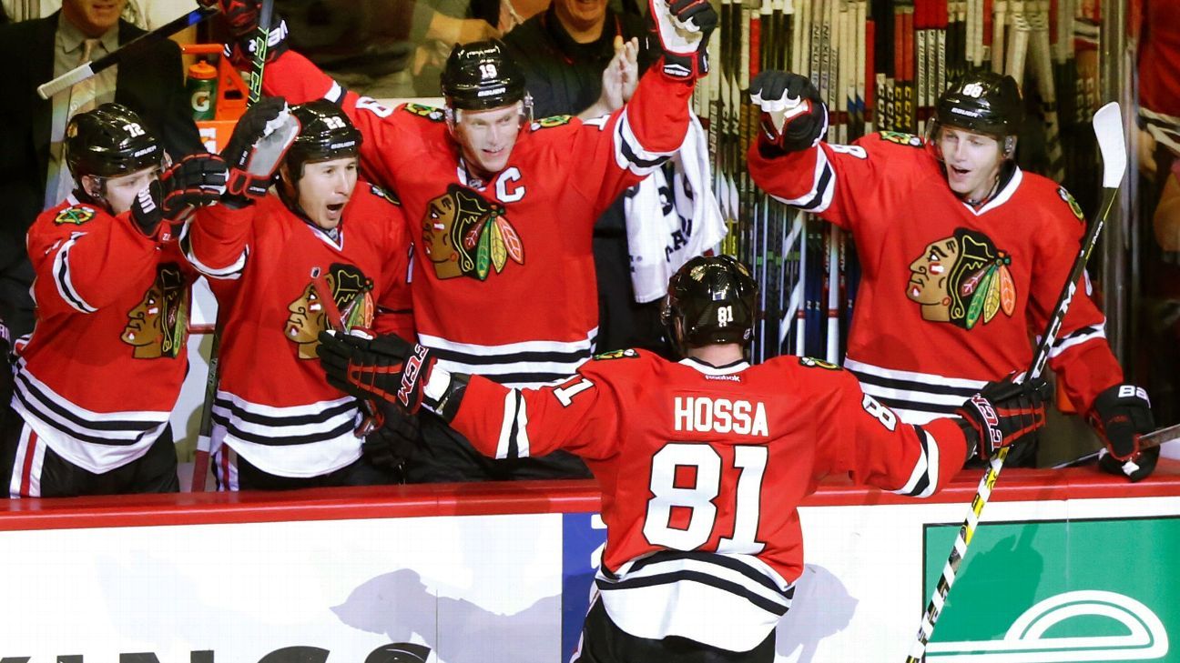 NHL -- Chicago Blackhawks' Marian Hossa overcomes adversity on his way to scoring 500 goals