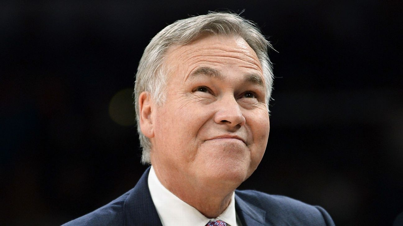 Mike D'Antoni of Houston Rockets accuses Blake Griffin of intentional contact