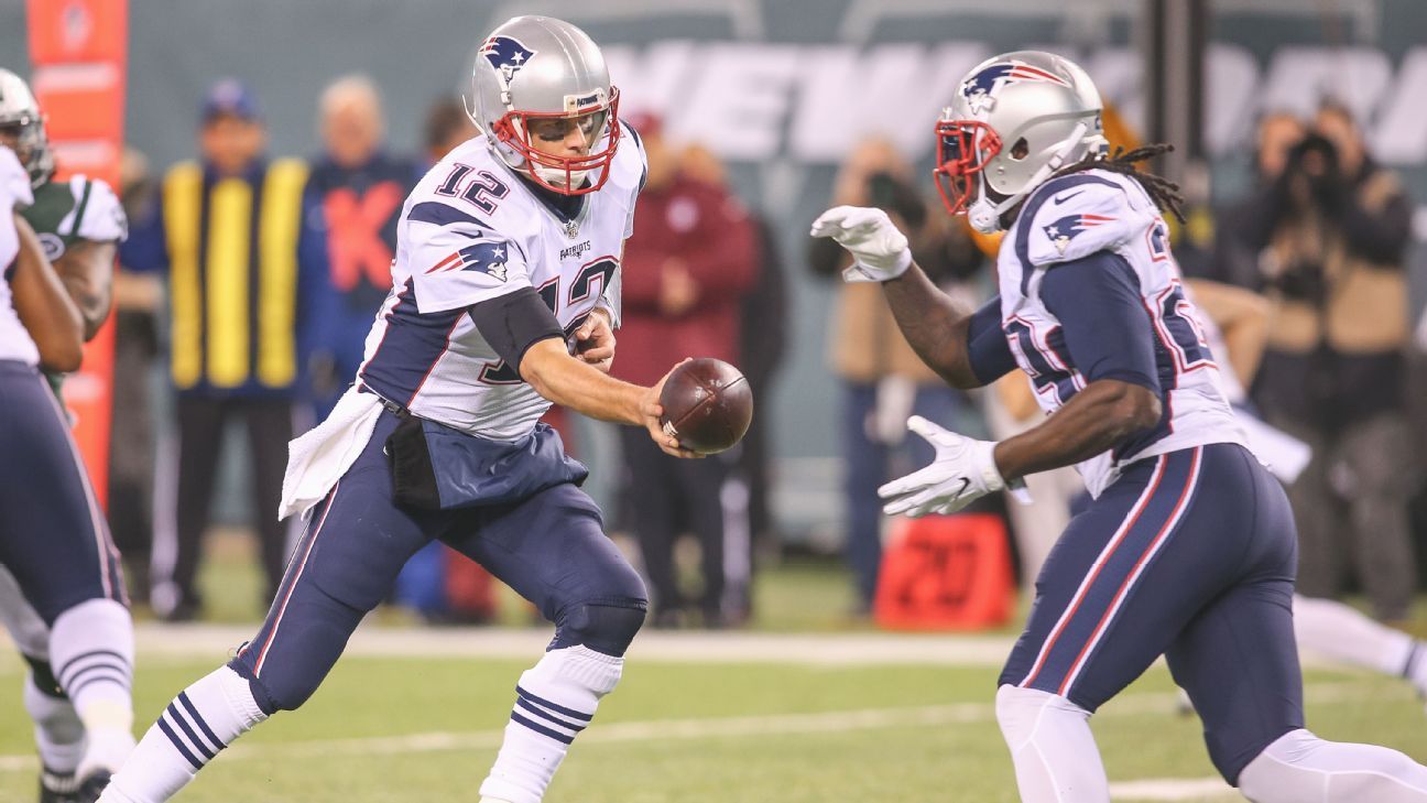 Patriots' offense must reinvent itself without Rob Gronkowski