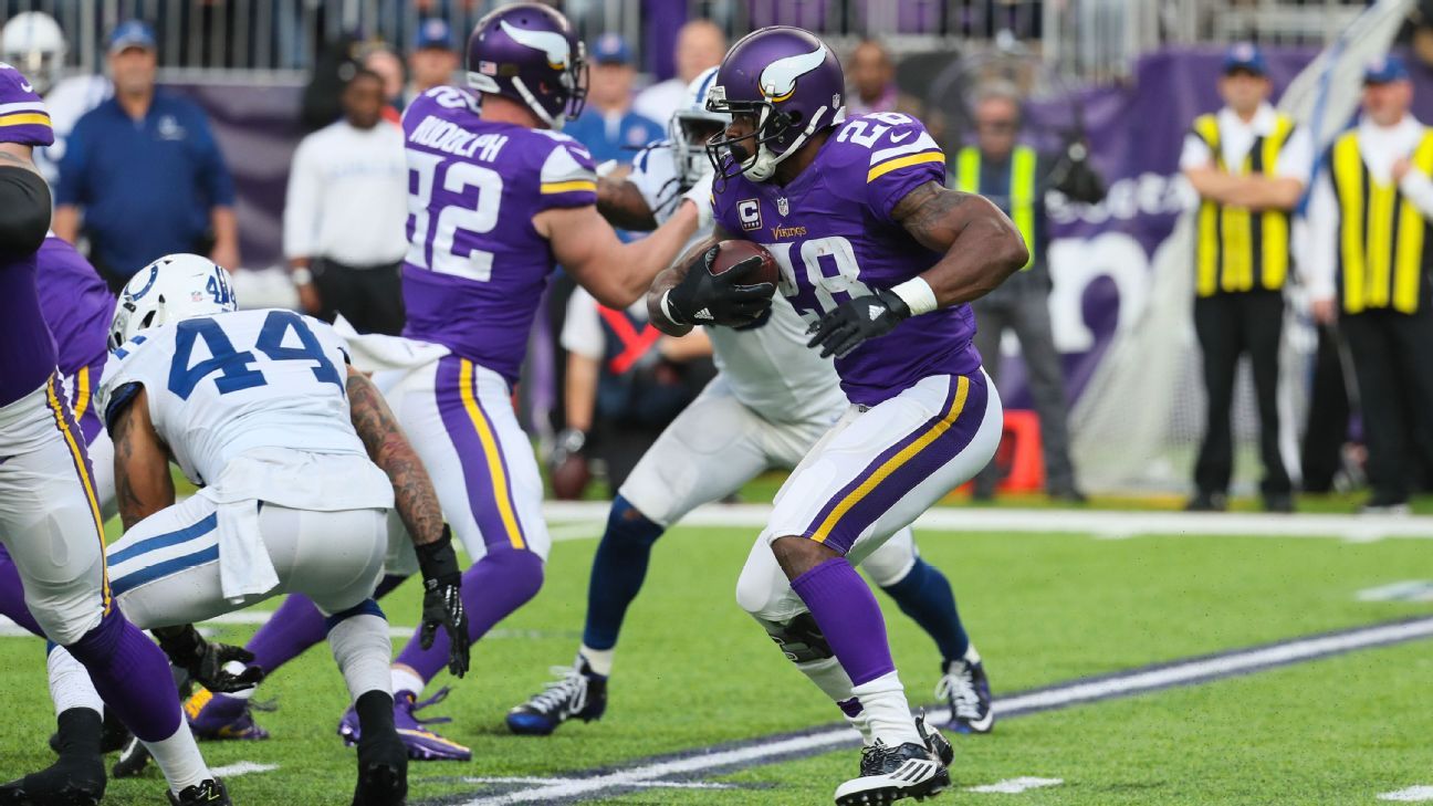 Saints, Peterson can find hope from past Hall of Famers
