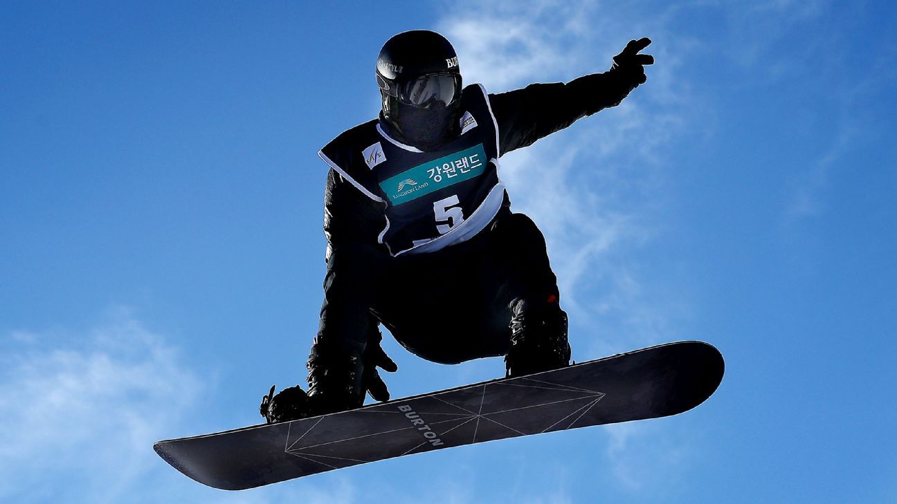 Shaun White injured in snowboarding crash, to compete in Pyeongchang