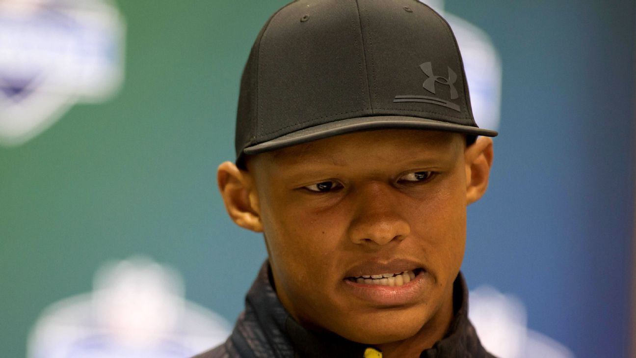 Smarts, high upside make Joshua Dobbs tempting draft gamble