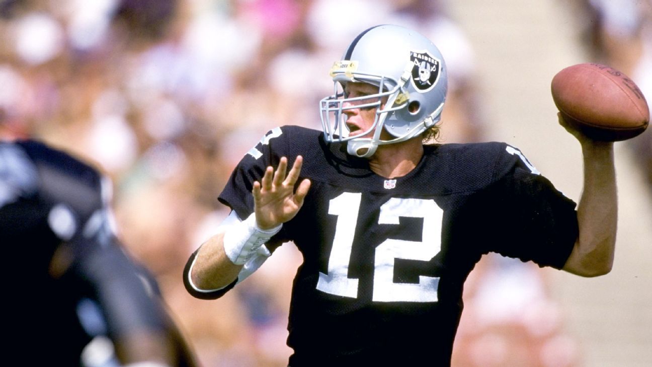 Former NFL QB Todd Marinovich, 48, attempting comeback