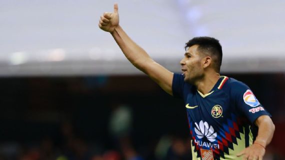 Silvio Romero aún no se reconcilia con afición de América