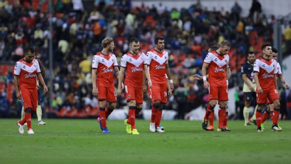 Veracruz jugó preocupado por el huracán Katia