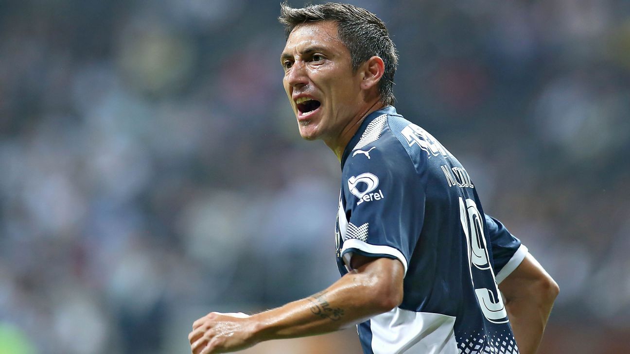 Neri Cardozo se despide de Rayados