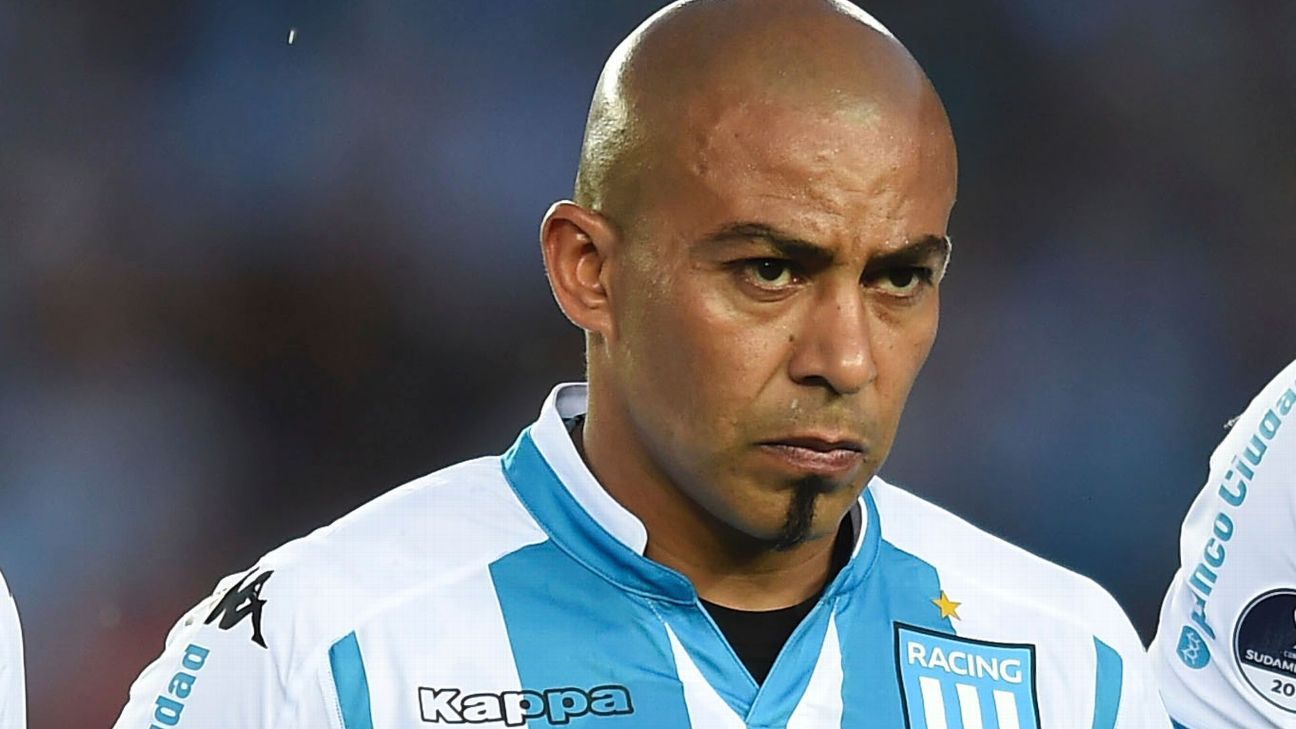 Egidio Arévalo asegura que le inventan lesiones en Argentina