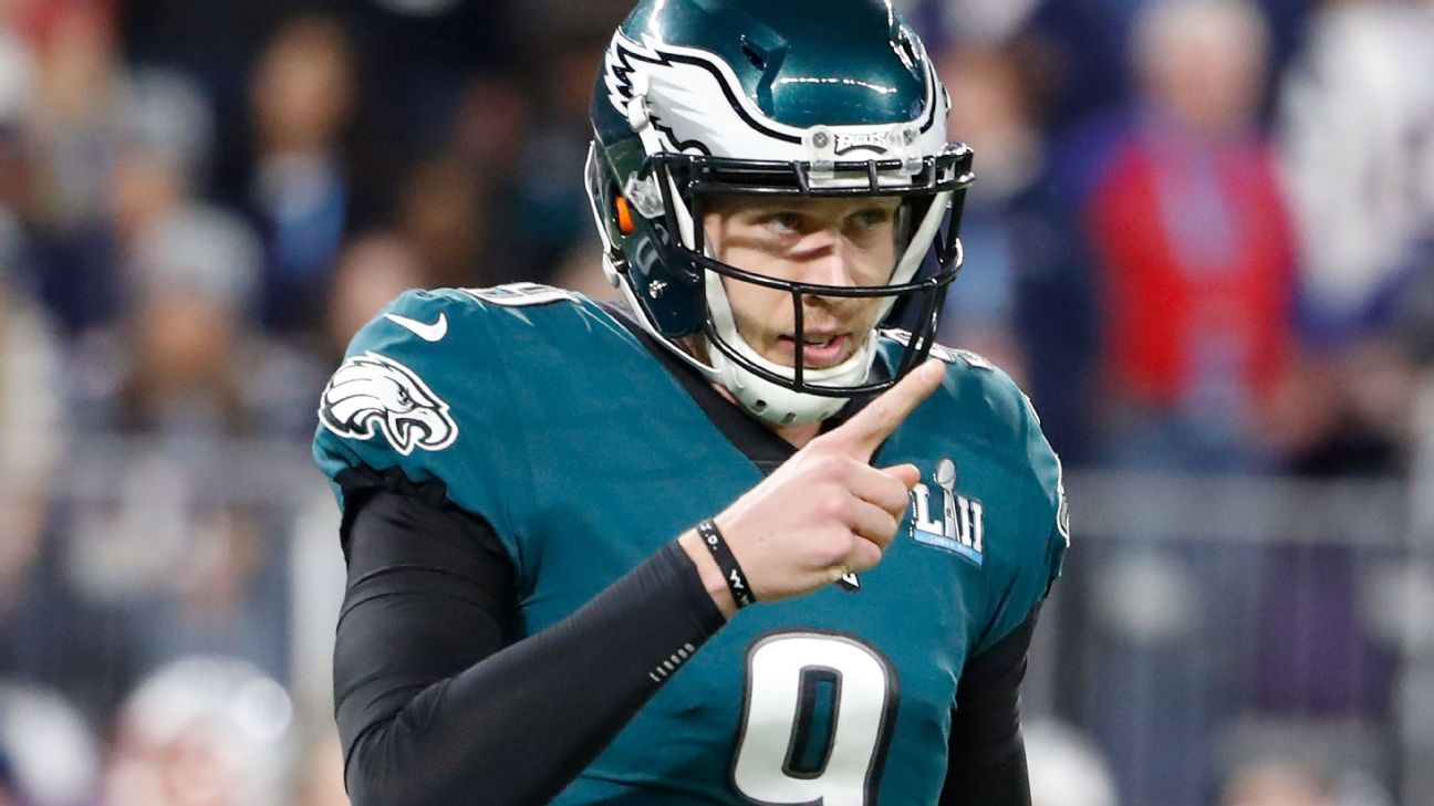 Quarterback Nick Foles can earn $500,000 per game with Philadelphia Eagles