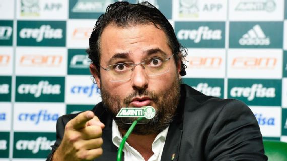 Mattos nega procura por Balbuena: 'Estão querendo dar uma valorizada para aumentar o salário dele'