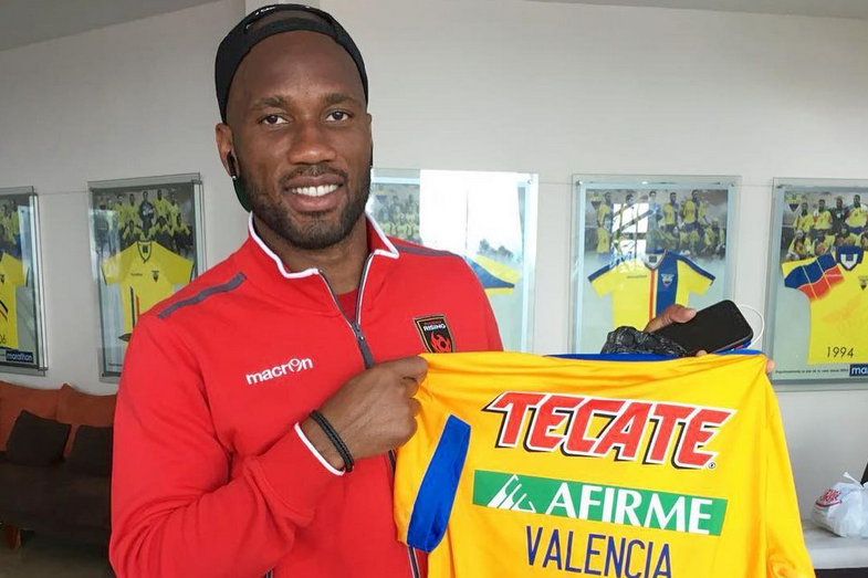 Drogba 'presume' camiseta de Tigres