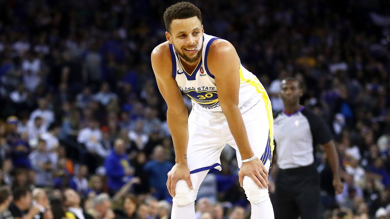 Stephen Curry of Golden State Warriors leaves, again, with injury to left knee