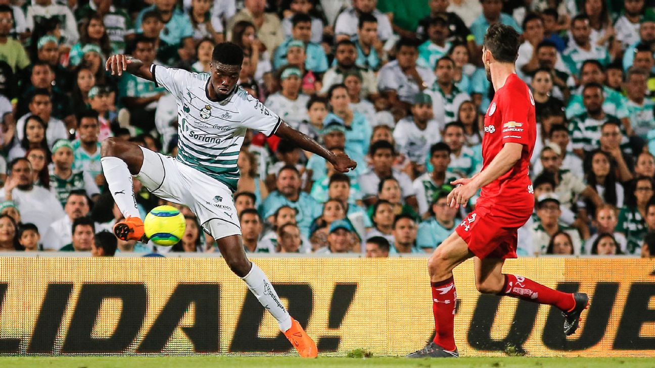 Santos vs. Toluca - Football Match Report - May 17, 2018 - ESPN