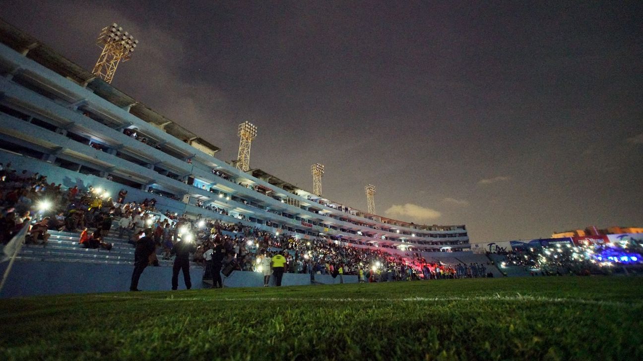 Iluminación del Estadio Tamaulipas falló ahora en el Ascenso MX
