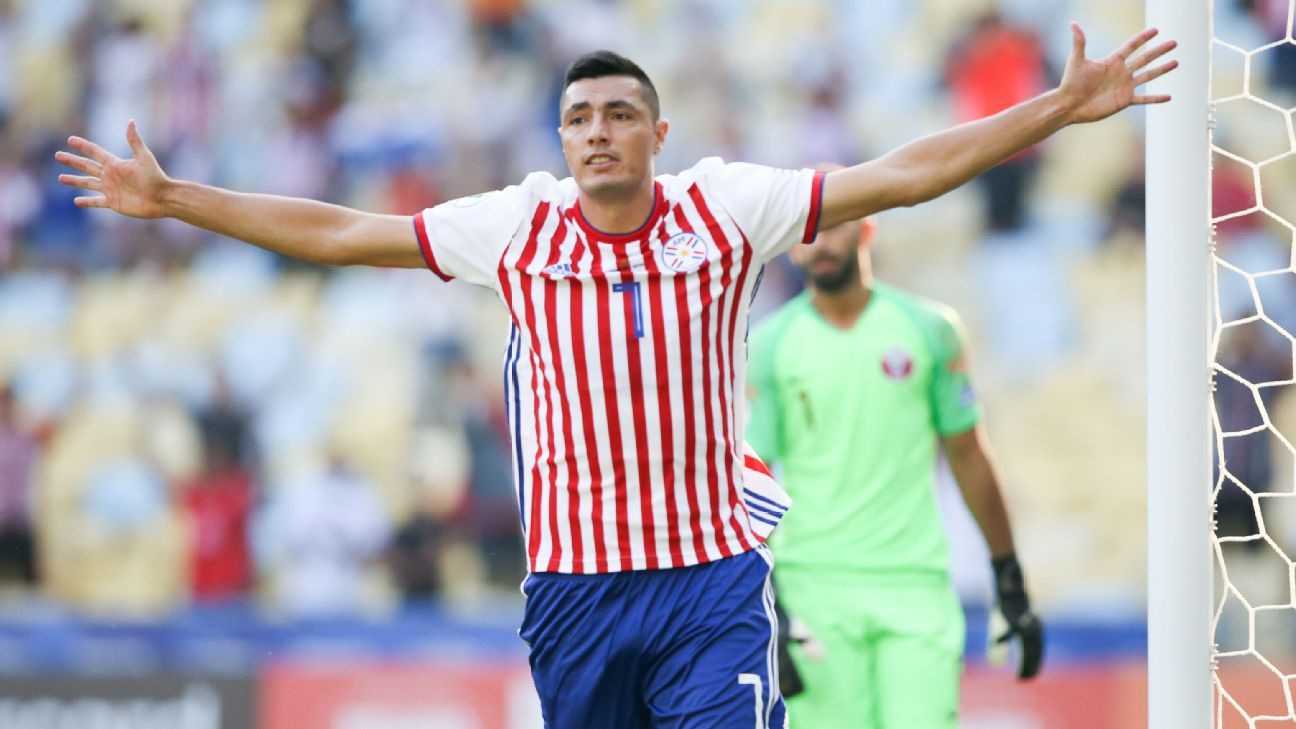 Tacuara Cardozo encabeza el grupo de jugadores locales en la convocatoria de Paraguay - ESPN
