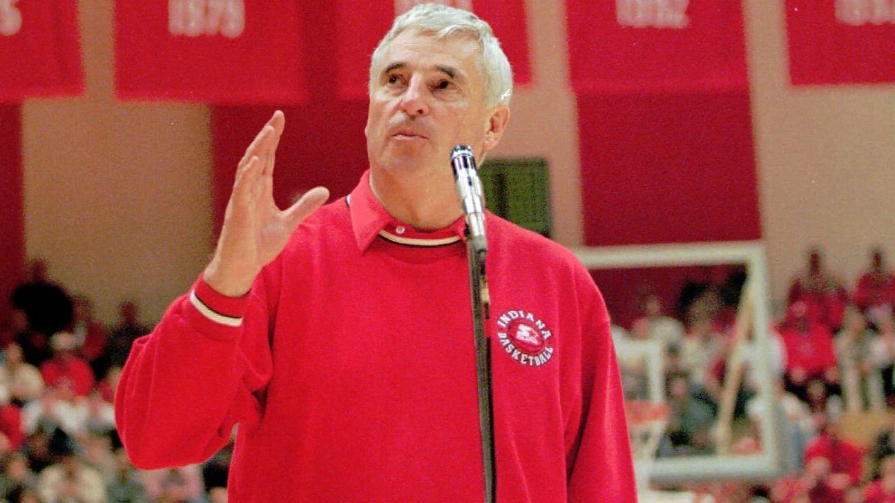 Legendary basketball coach Bob Knight dies at 83 - ESPN