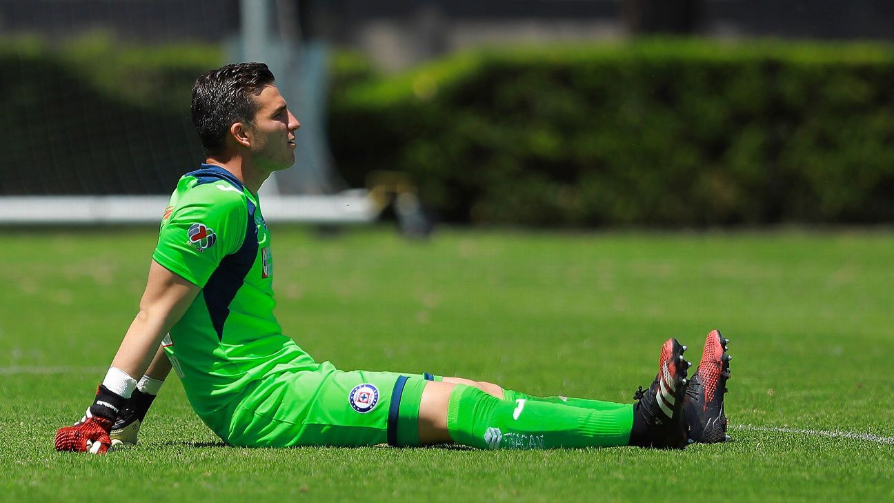 Sebastián Jurado, pese a cambio a Cruz Azul, vivió una temporada para el olvido
