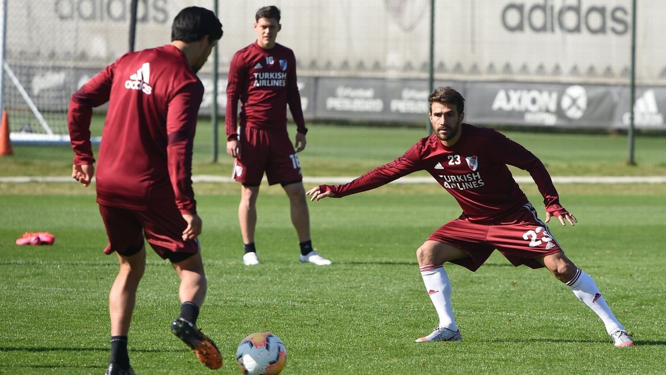 River se entrenó con normalidad luego del positivo de Casco