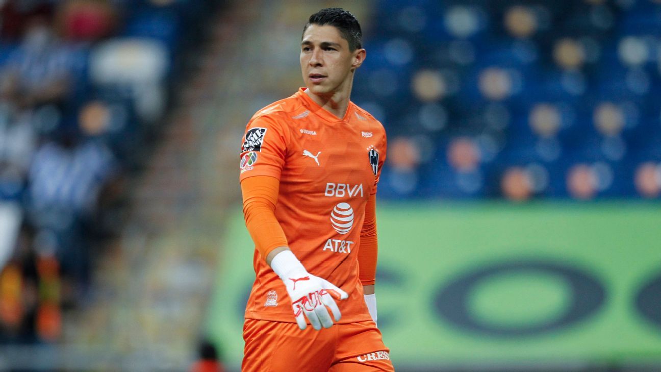 Hugo González saldrá de Rayados, podría regresar a Necaxa o fichar con Bravos