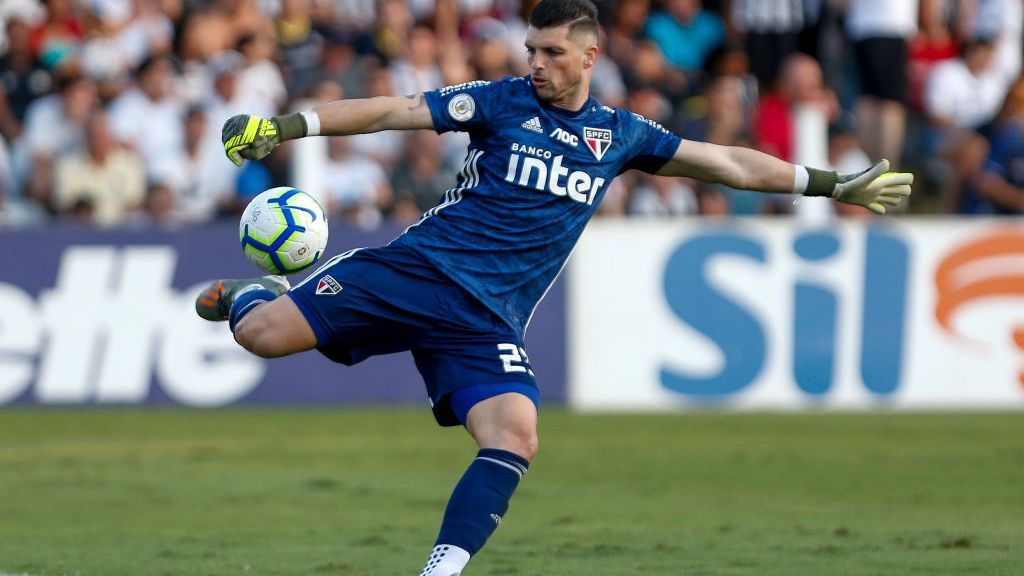 Tiago Volpi in Rayados' sights.