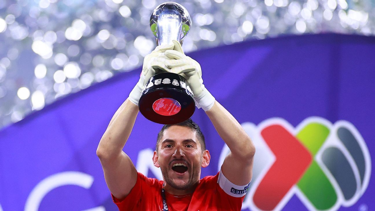 Jesús Corona no se arrepiente de haber elegido a Cruz Azul sobre Tigres