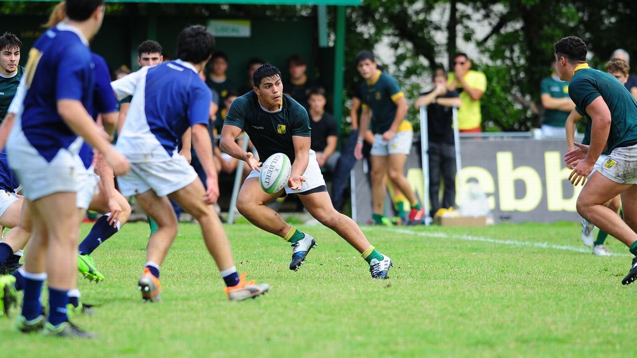 Galera de fotos de la victoria de Champagnat sobre Los Tilos en Menores de 18