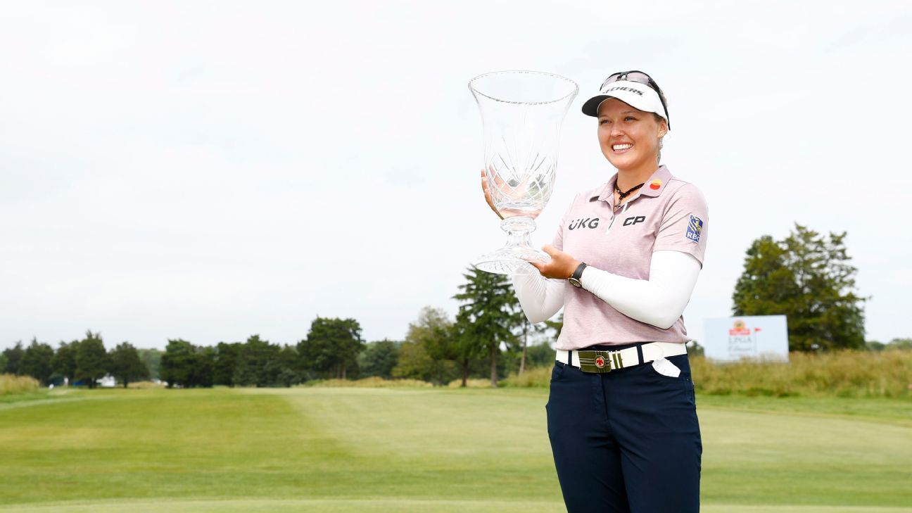 Brooke Henderson beats Lindsey Weaver-Wright in playoff to win ShopRite LPGA Classic