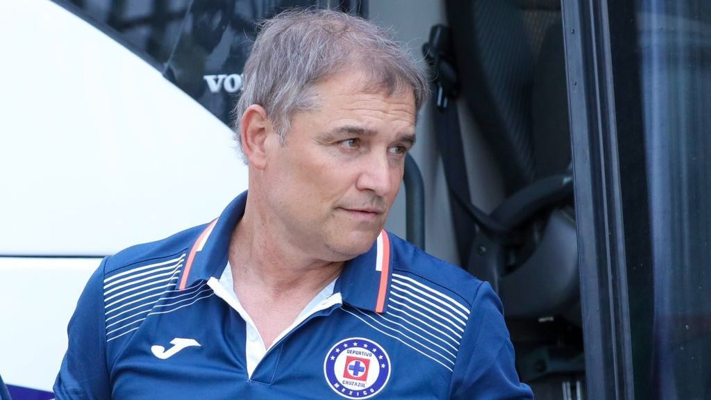 Diego Aguirre debuta como técnico de Cruz Azul con derrota ante Venados