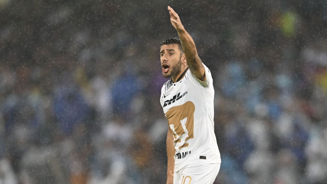 Eduardo Salvio se presenta en CU como titular en Liga MX