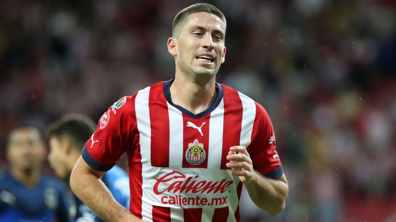 Critican a Chivas en redes por presumir convocatoria de Ormeño con Péru
