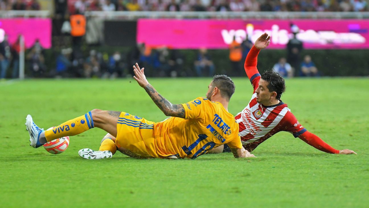 Fallas defensivas y otras razones de la derrota de Chivas ante Tigres